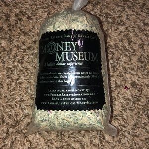 Glass Bottle of USA Shredded Money Federal Reserve Shredded Currency,Gift Bag
